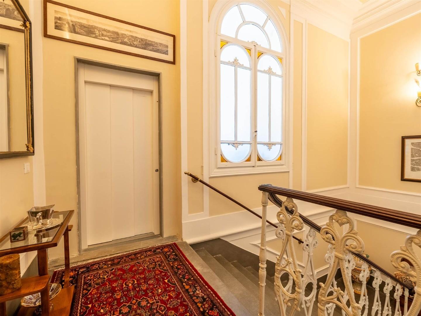 Casa indipendente con terrazzo, Firenze beccaria