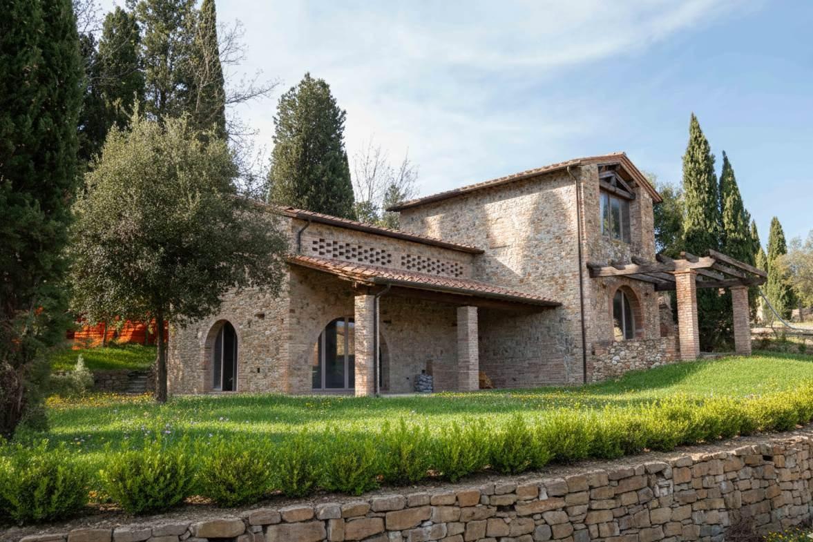 Casa indipendente con giardino, Volterra mazzolla