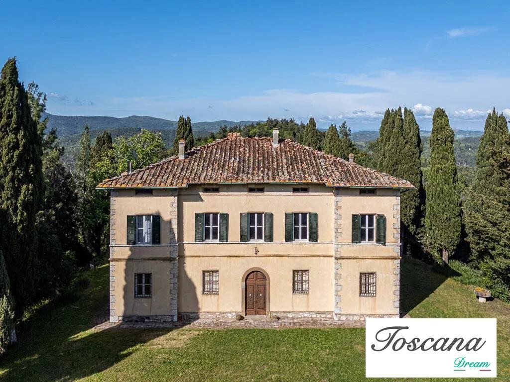 Villa in vendita a Pomarance