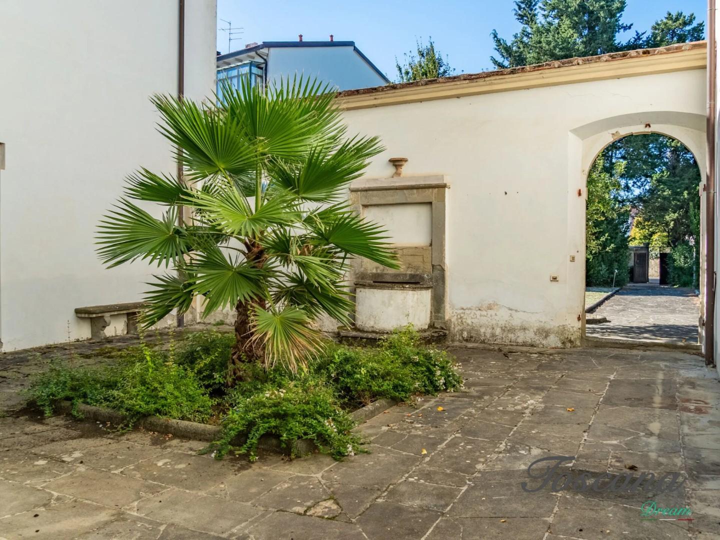 Villa con giardino, Firenze rifredi