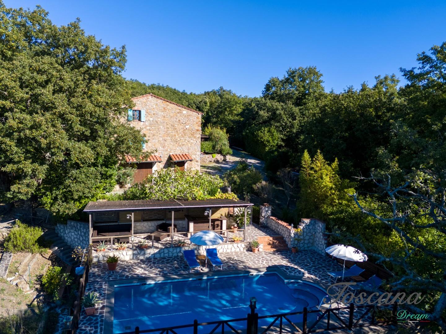 Rustico con giardino, Montieri boccheggiano
