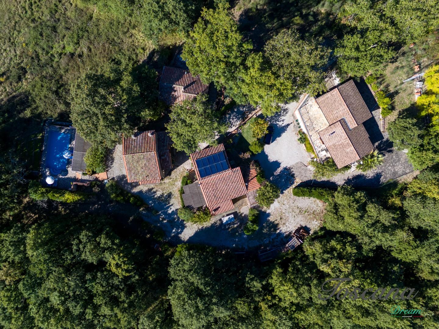 Rustico con giardino, Montieri boccheggiano