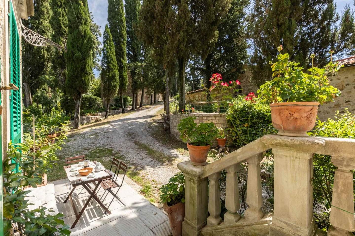 Rustico con giardino a Castellina in Chianti