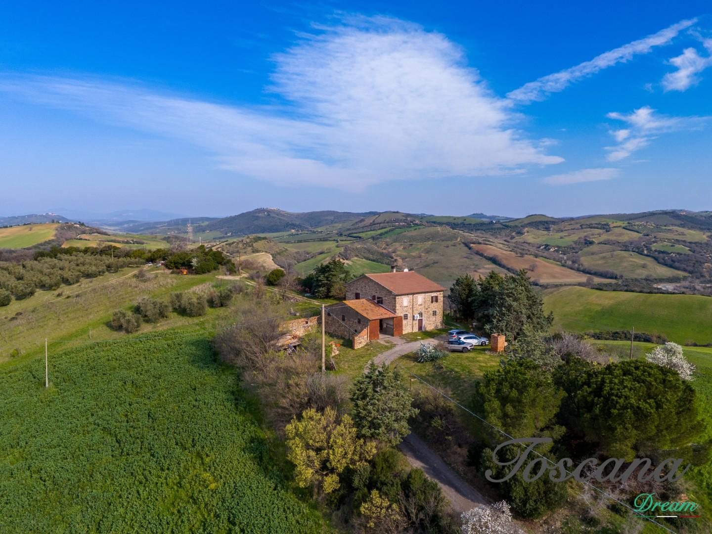 Rustico con terrazzo, Campagnatico granaione