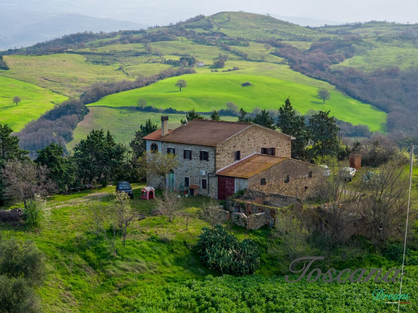 Rustico con terrazzo, Campagnatico granaione