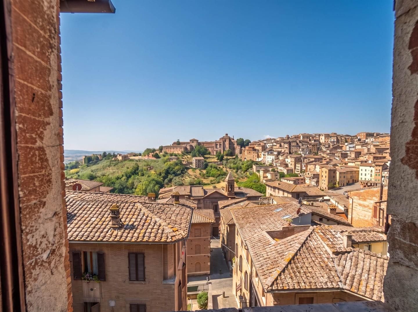 Appartamento nuovo, Siena centro storico