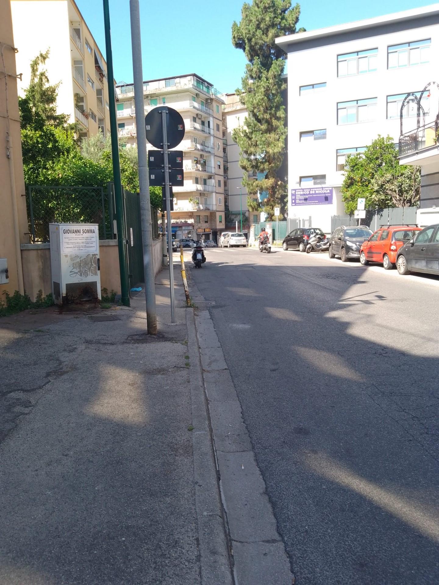 Negozio ristrutturato, Napoli vomero