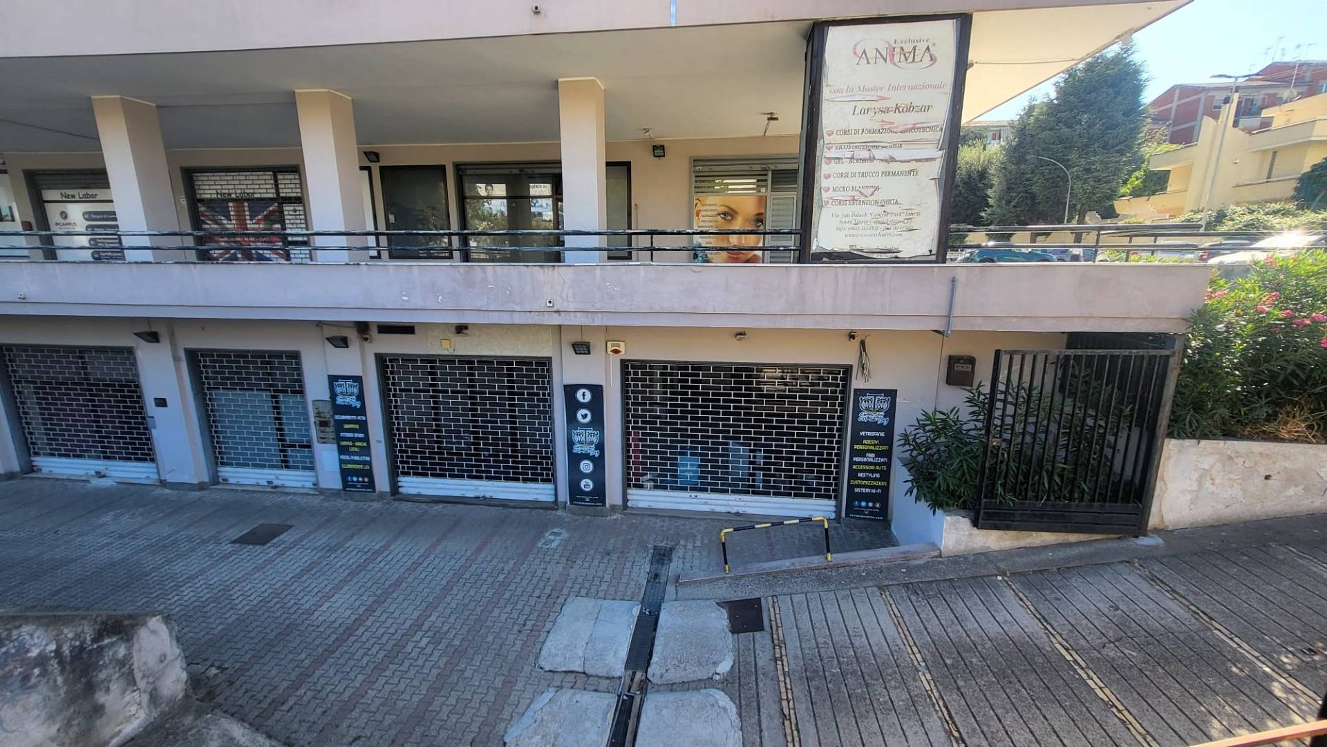 Locale commerciale in vendita a Santa Maria Capua Vetere