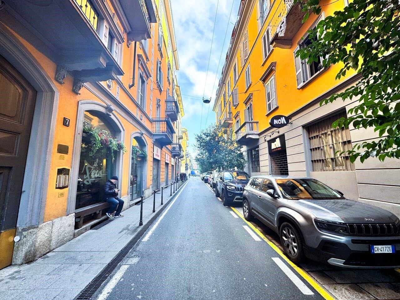 Appartamento con giardino in via orti 4, Milano