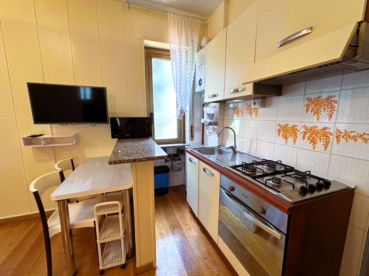 Bilocale ristrutturato in via plinio 72, Milano