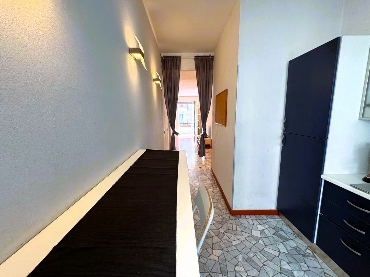 Trilocale da ristrutturare in galleria buenos aires 4-6, Milano