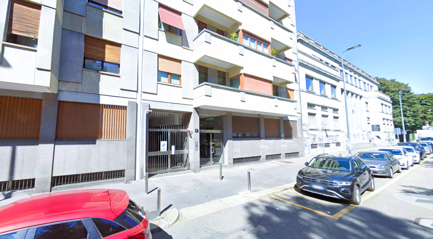 Box/Garage 12mq in vendita in via benedetto marcello 5, Milano