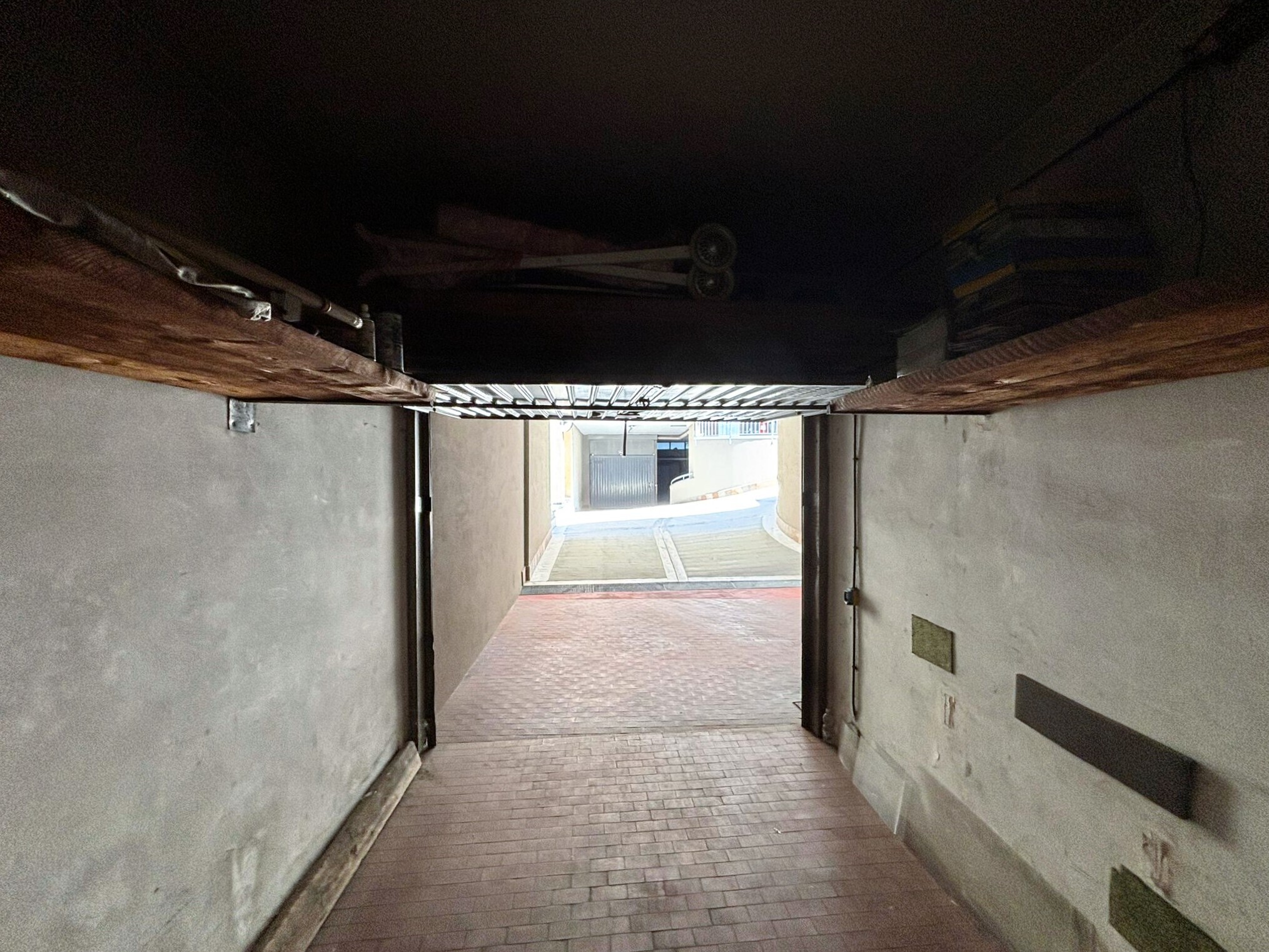 Box/Garage 12mq in vendita in via benedetto marcello 5, Milano