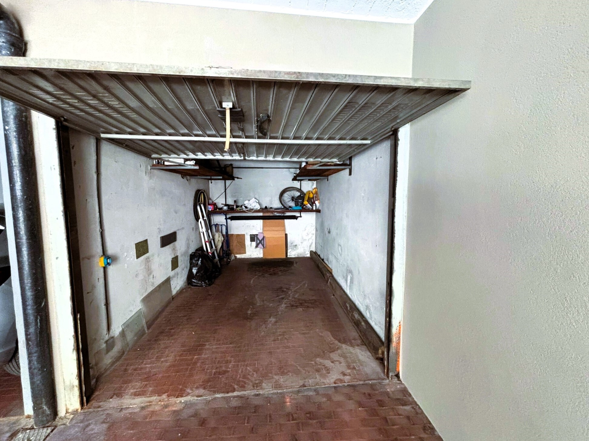 Box/Garage 12mq in vendita in via benedetto marcello 5, Milano