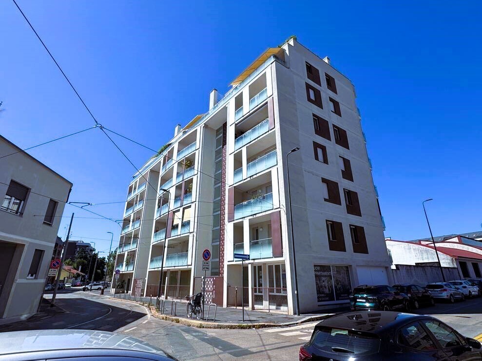 Trilocale con terrazzo in via noto 10a, Milano