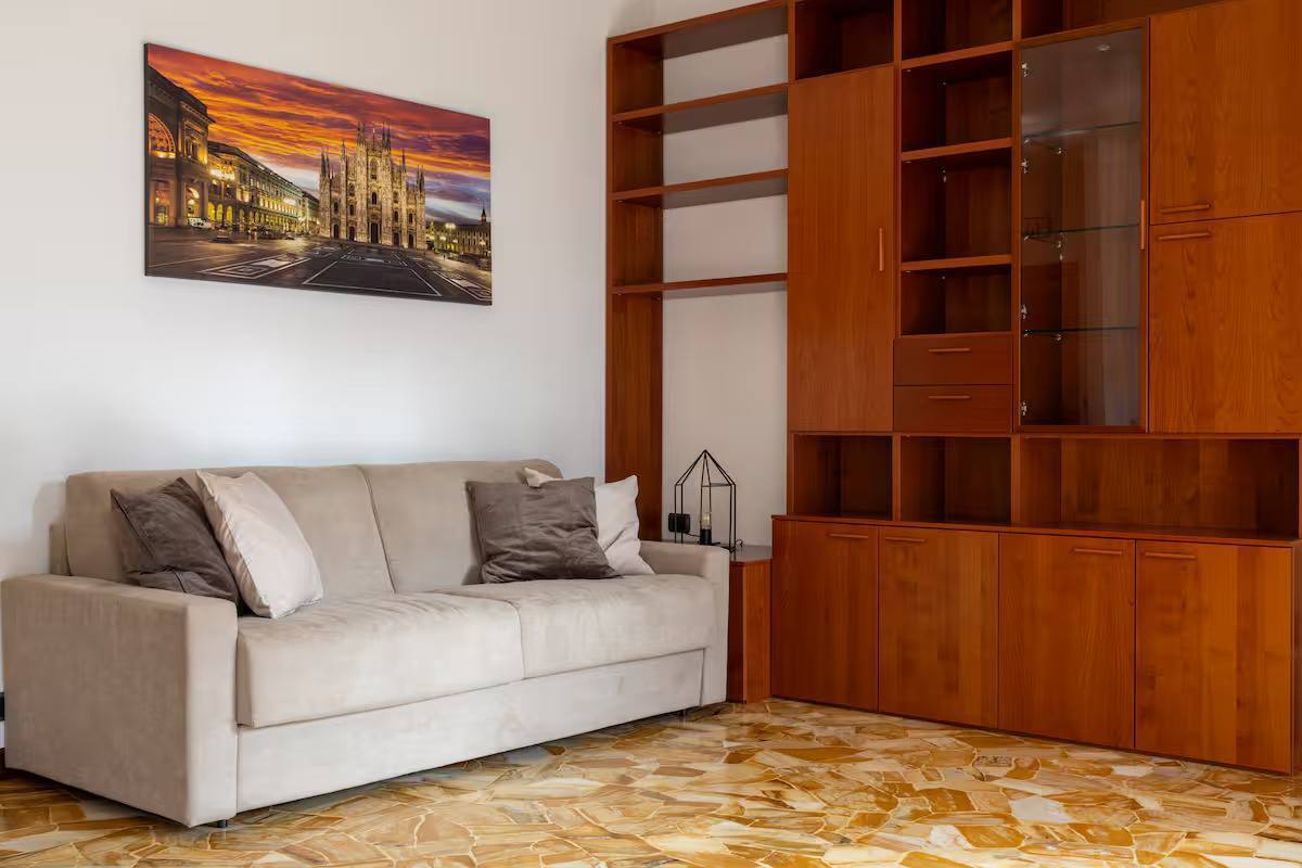 Trilocale con terrazzo in via bronzino 6, Milano