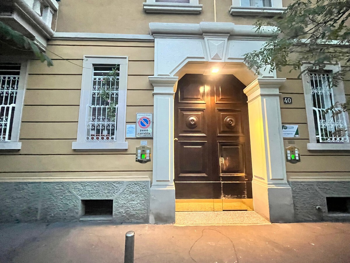 Monolocale con giardino in via ampere 40, Milano