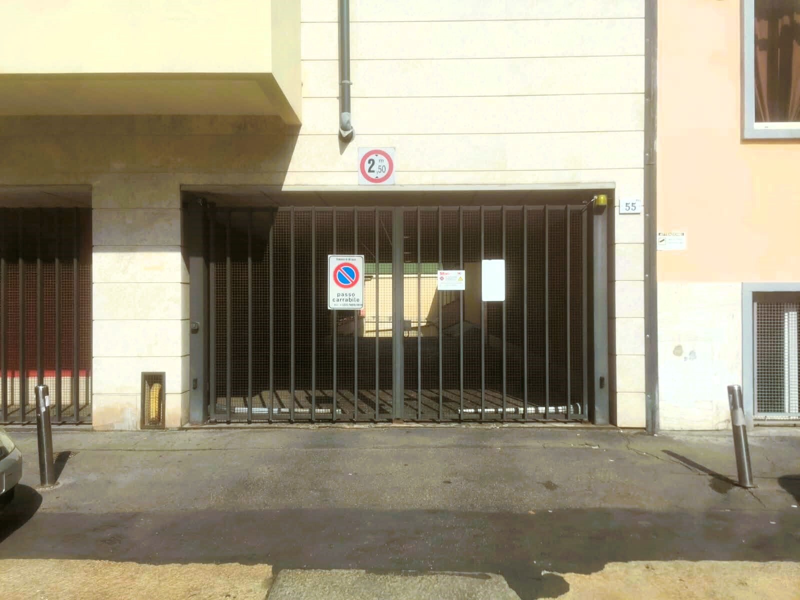 Box/Garage 15mq in vendita in via nicola palmieri 55, Milano
