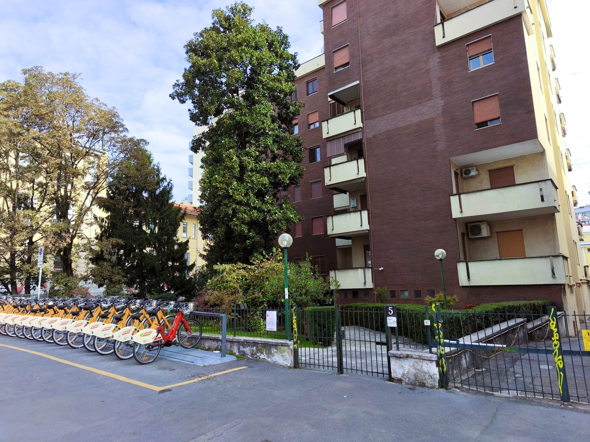 Loft in vendita in via benaco 5, Milano