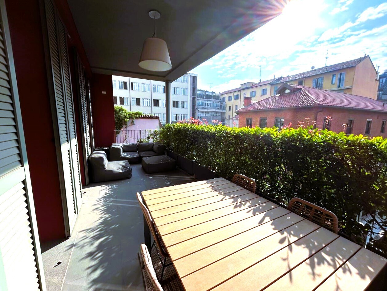 Bilocale con terrazzo in via alfonso lamarmora 26, Milano