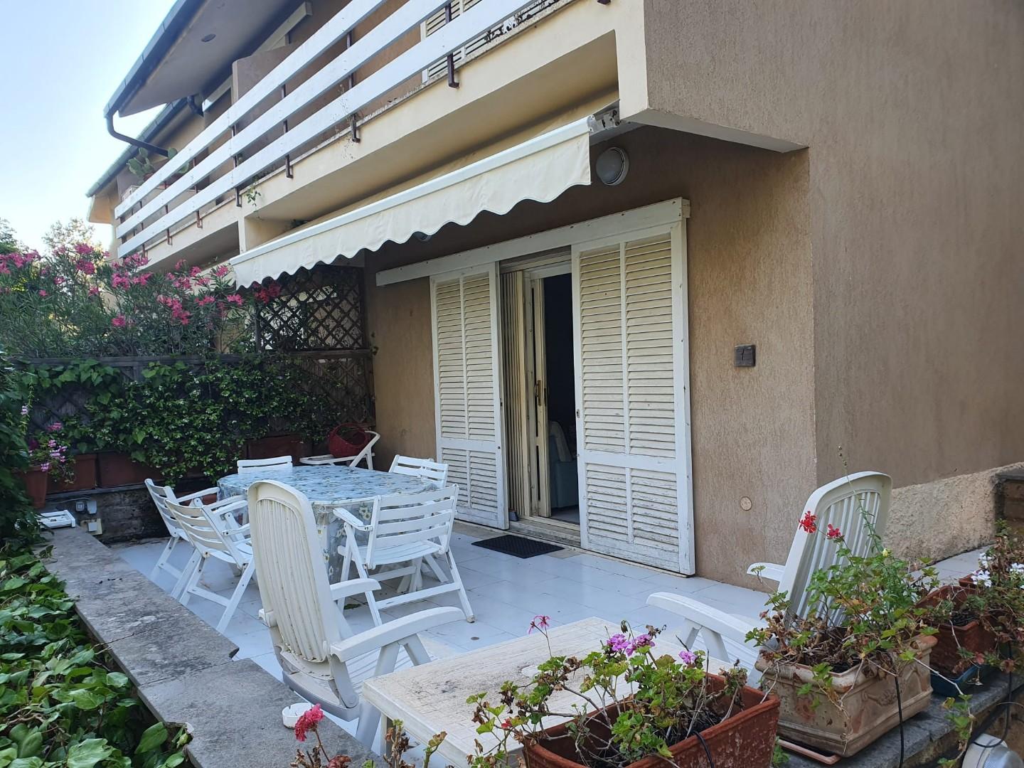 Villa Bifamiliare con giardino, Castiglione della Pescaia punta ala