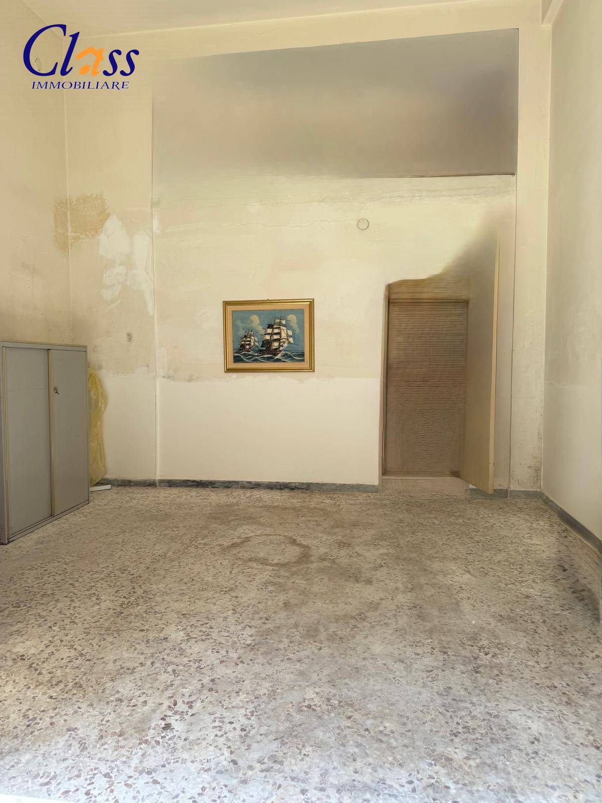 Box o garage in vendita a Giovinazzo