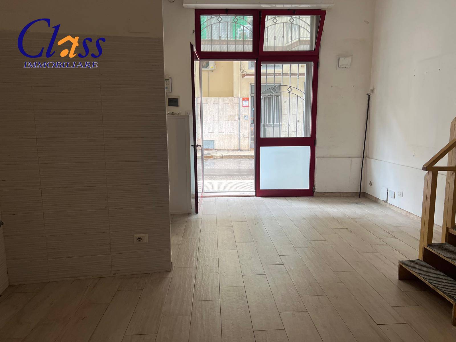 Deposito in vendita a Giovinazzo