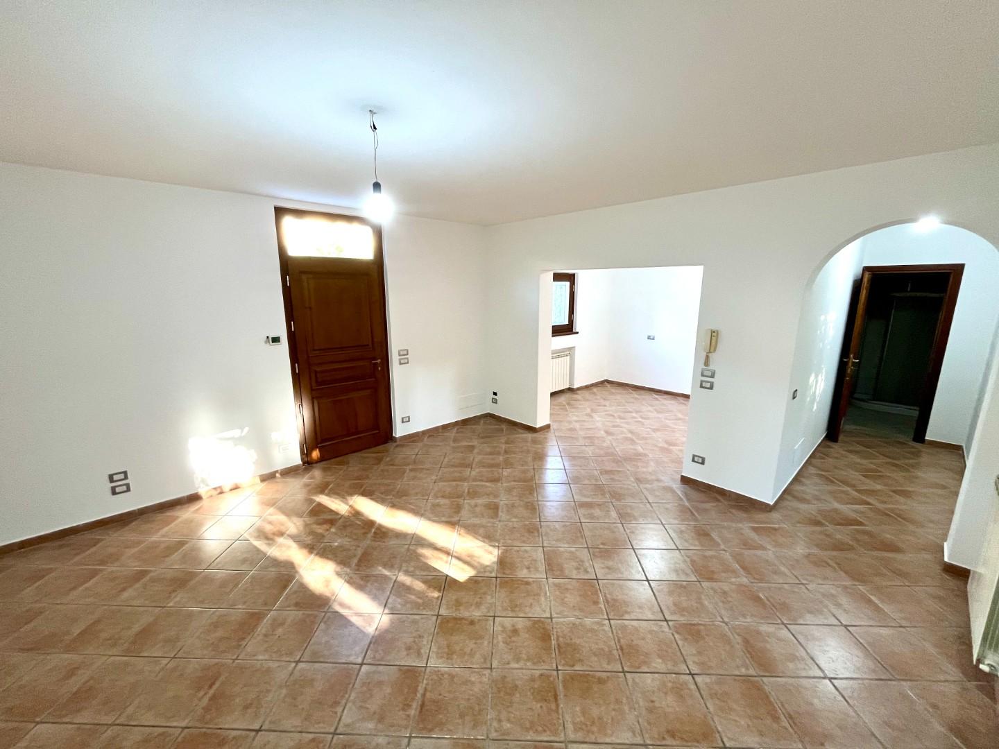 Villa con giardino a Pietrasanta