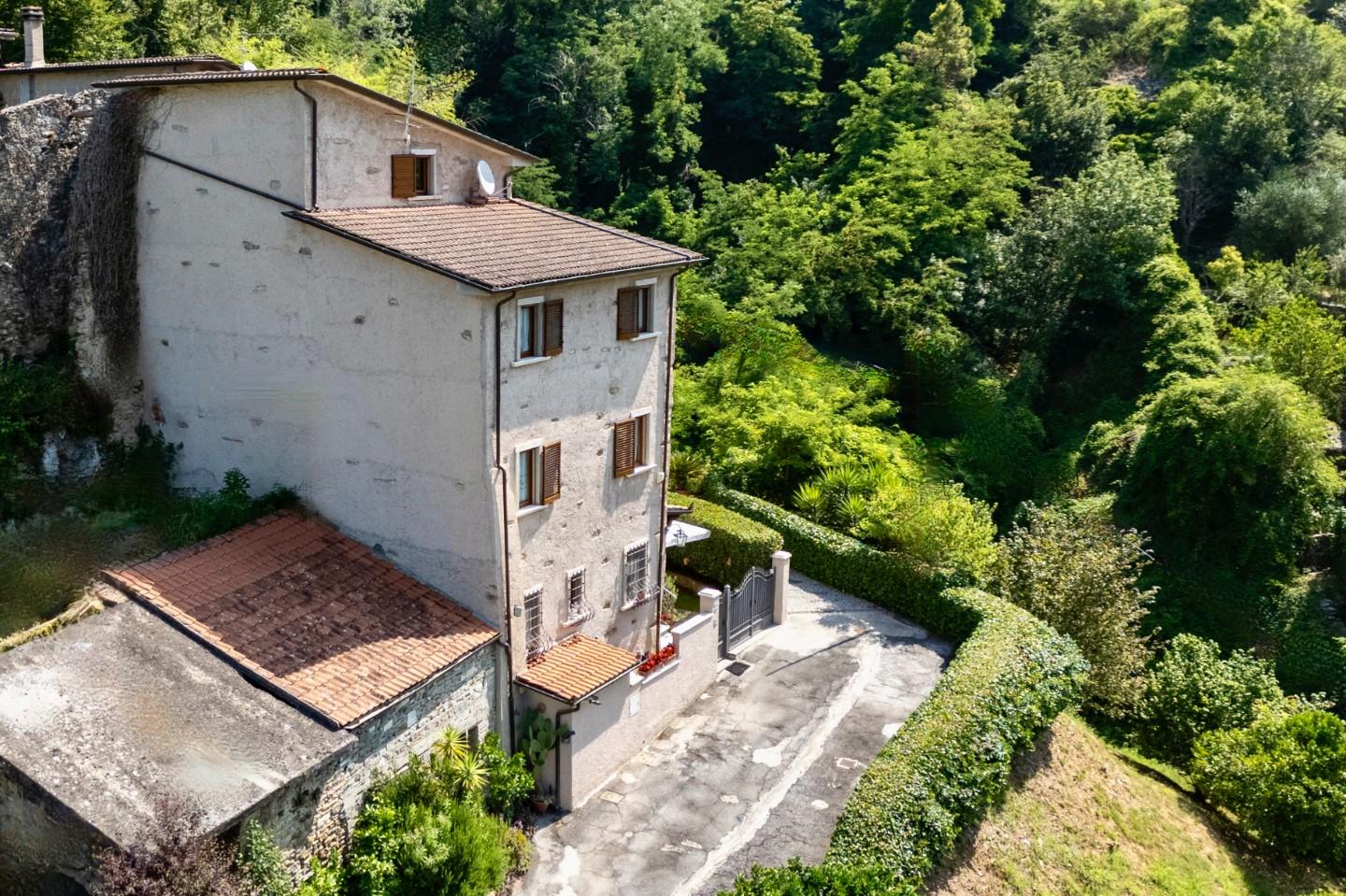 Casa indipendente in vendita, Pietrasanta solaio