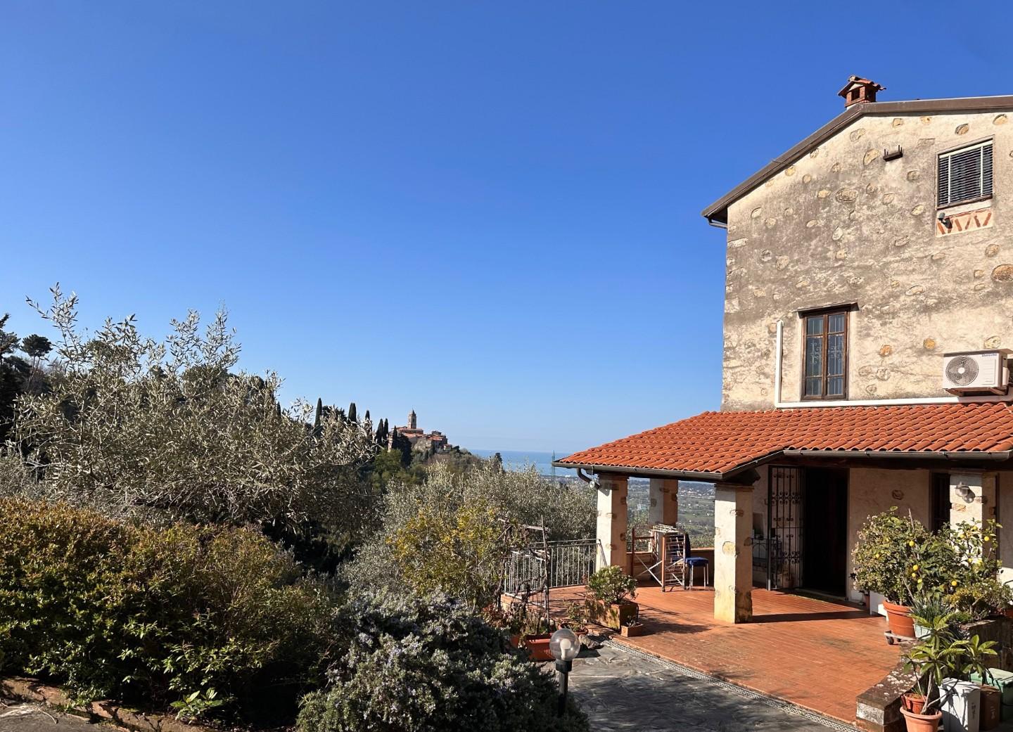 Rustico vista mare, Camaiore monteggiori