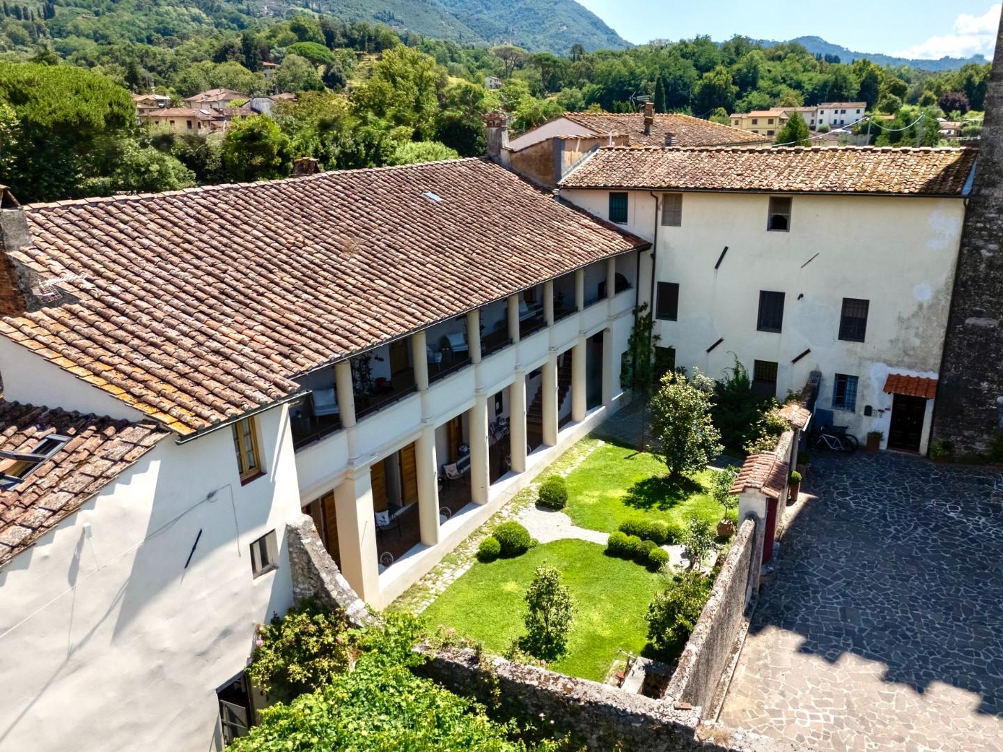 Rustico in vendita a Camaiore
