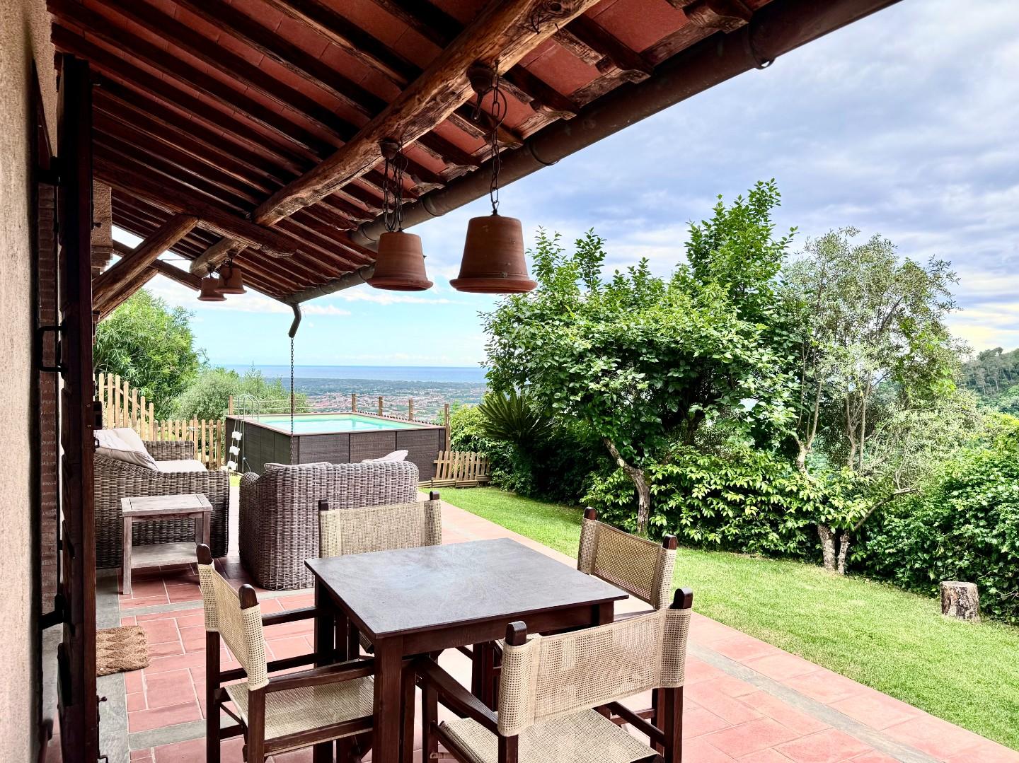 Rustico con giardino, Pietrasanta strettoia