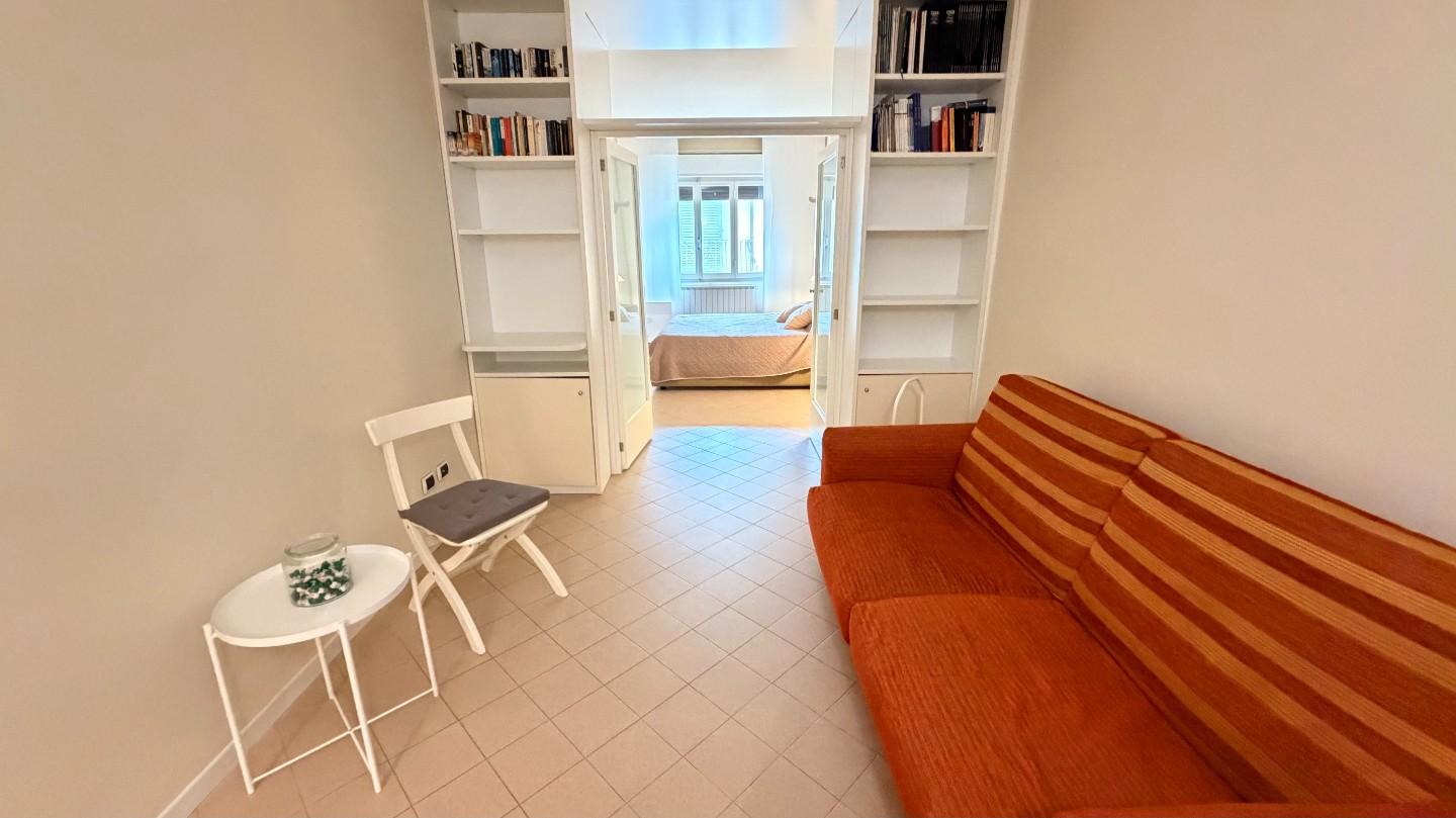 Trilocale in affitto a Pietrasanta