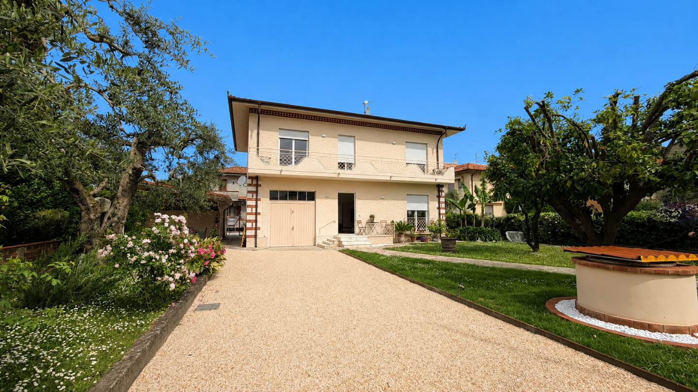 Villa con giardino, Pietrasanta ponte rosso crociale