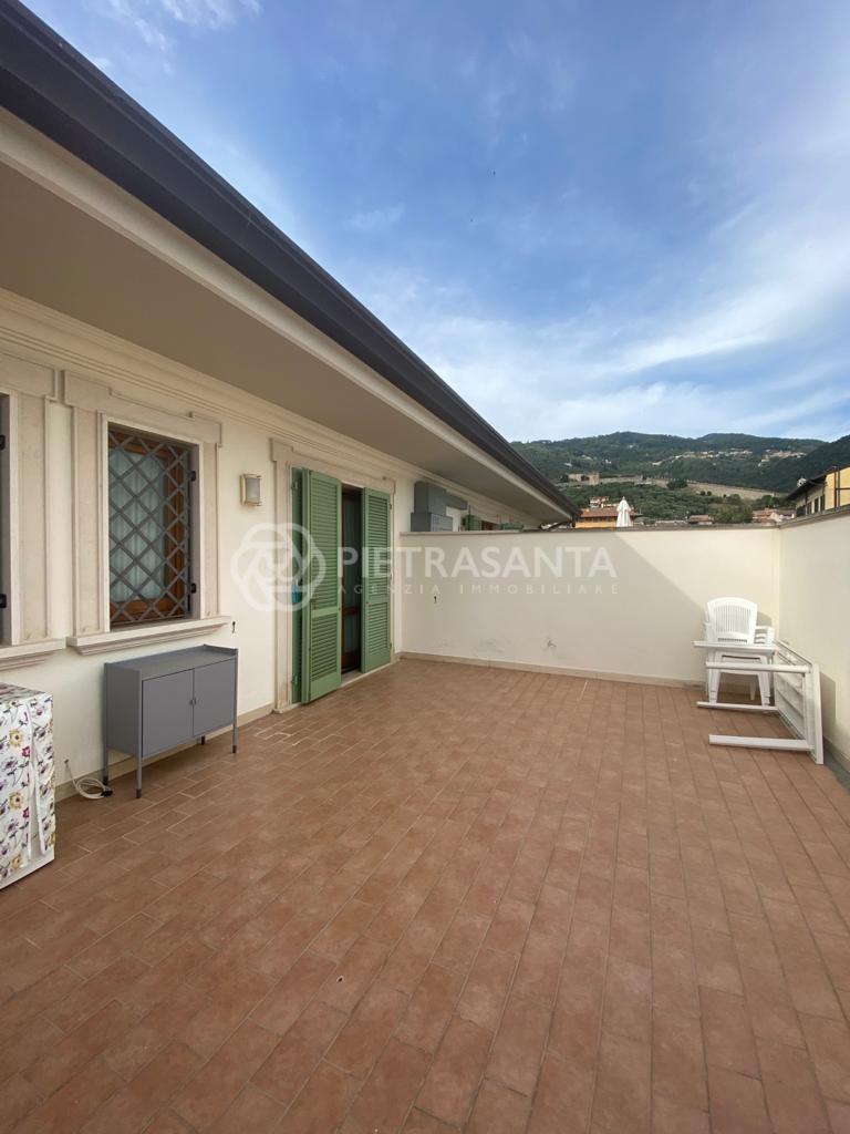 Bilocale in affitto a Pietrasanta