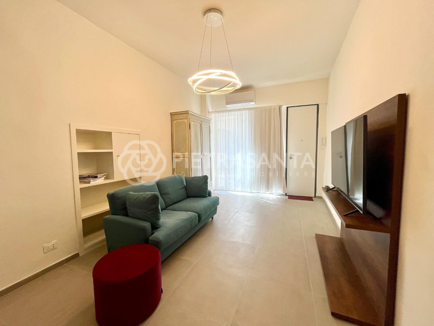Casa indipendente in affitto a Pietrasanta