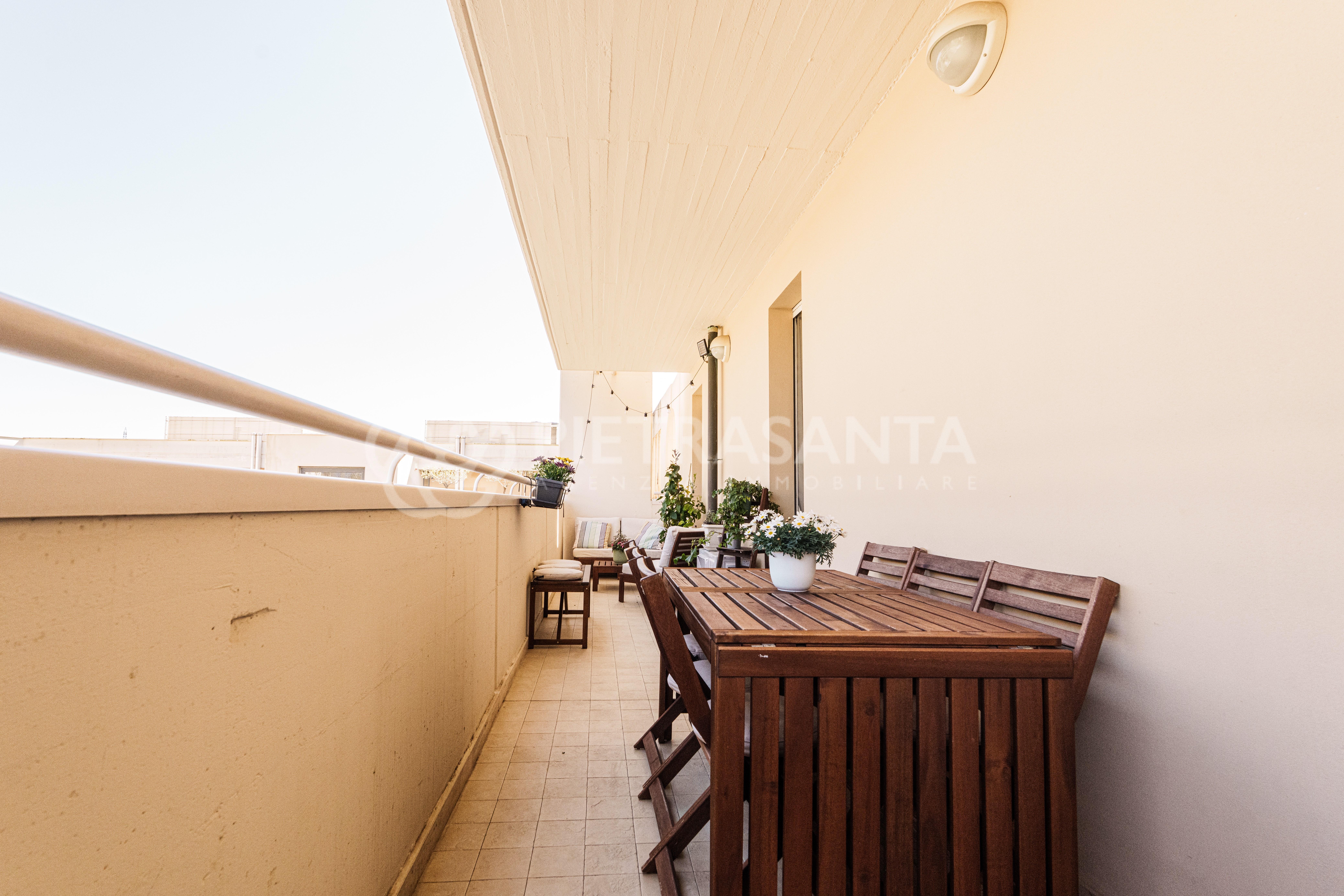 Appartamento con terrazzo a Viareggio