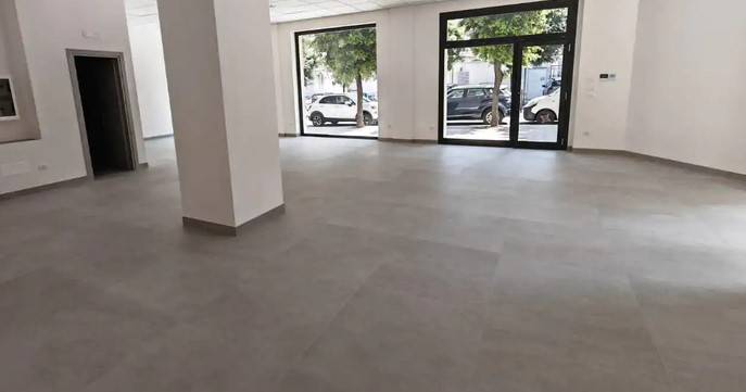 Locale commerciale in affitto a Martina Franca