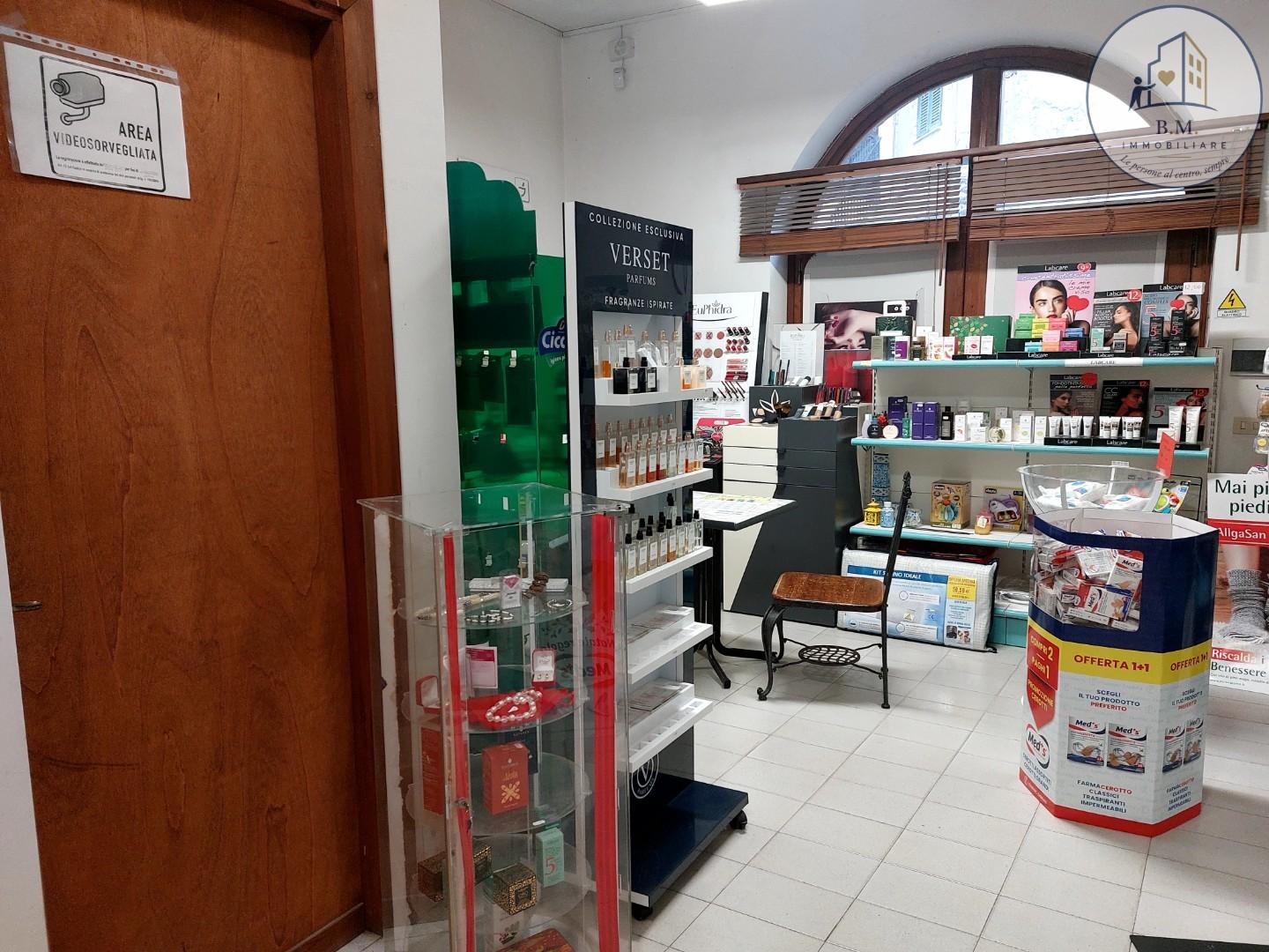 Attivit� commerciale in vendita a Orvinio