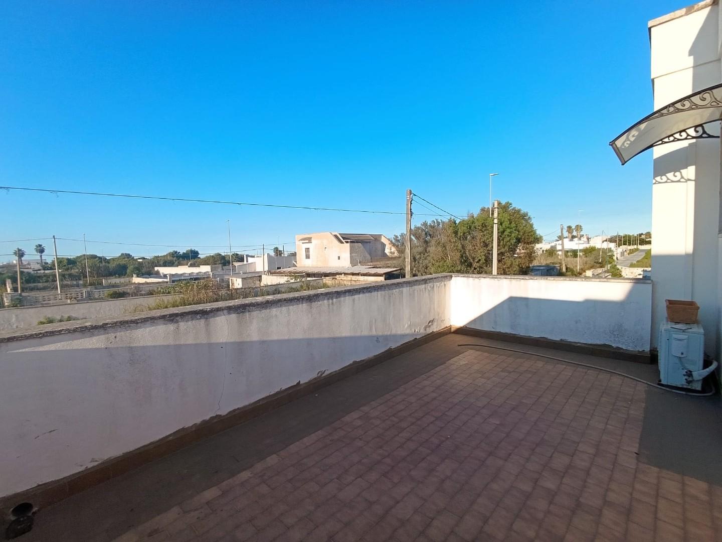 Villa con giardino, Lecce torre chianca