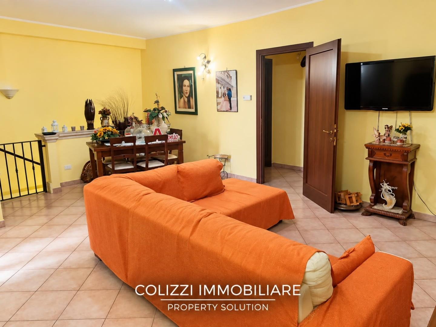 Villa Bifamiliare con giardino a Surbo
