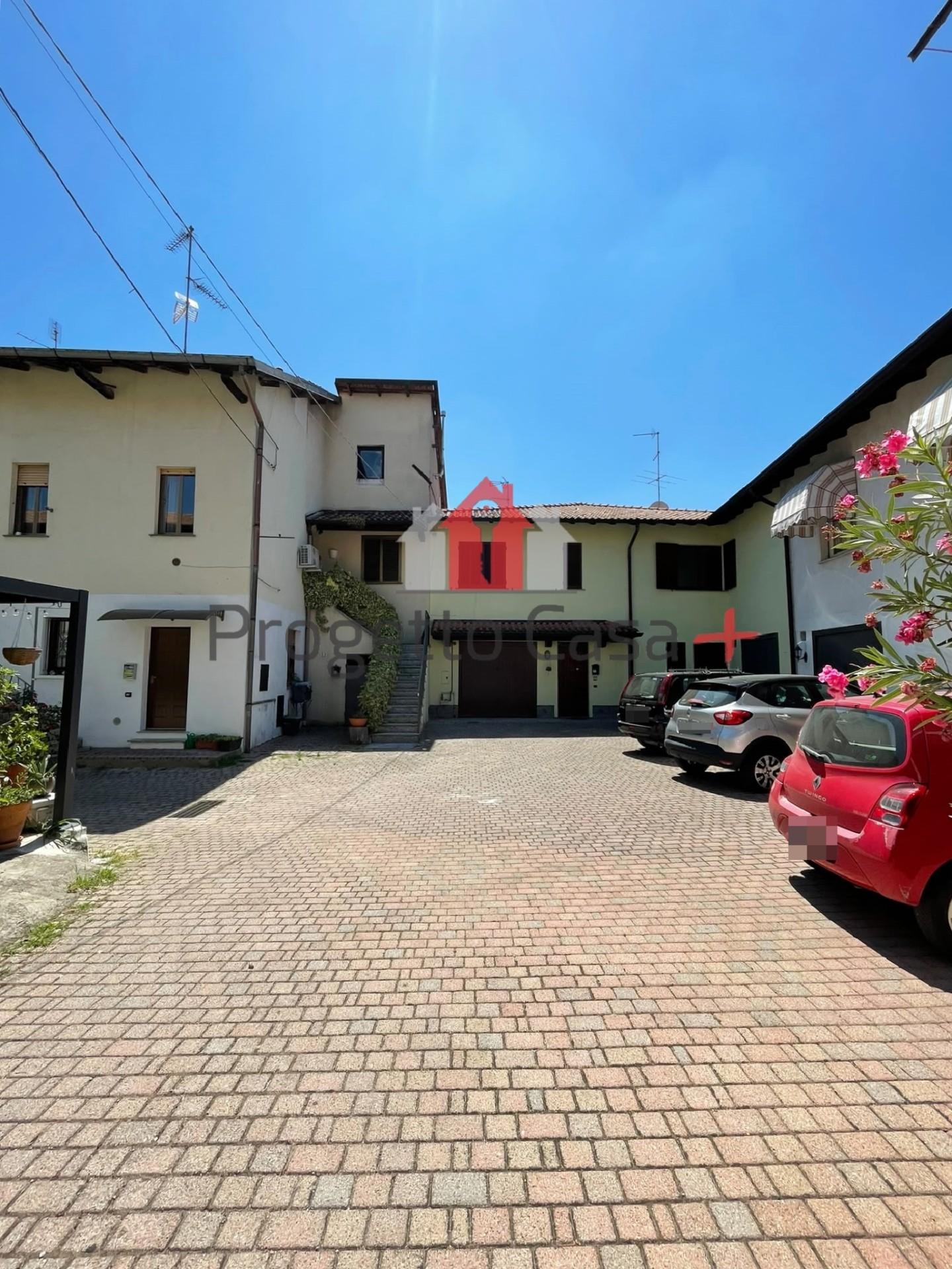 Trilocale in vendita a Carnago