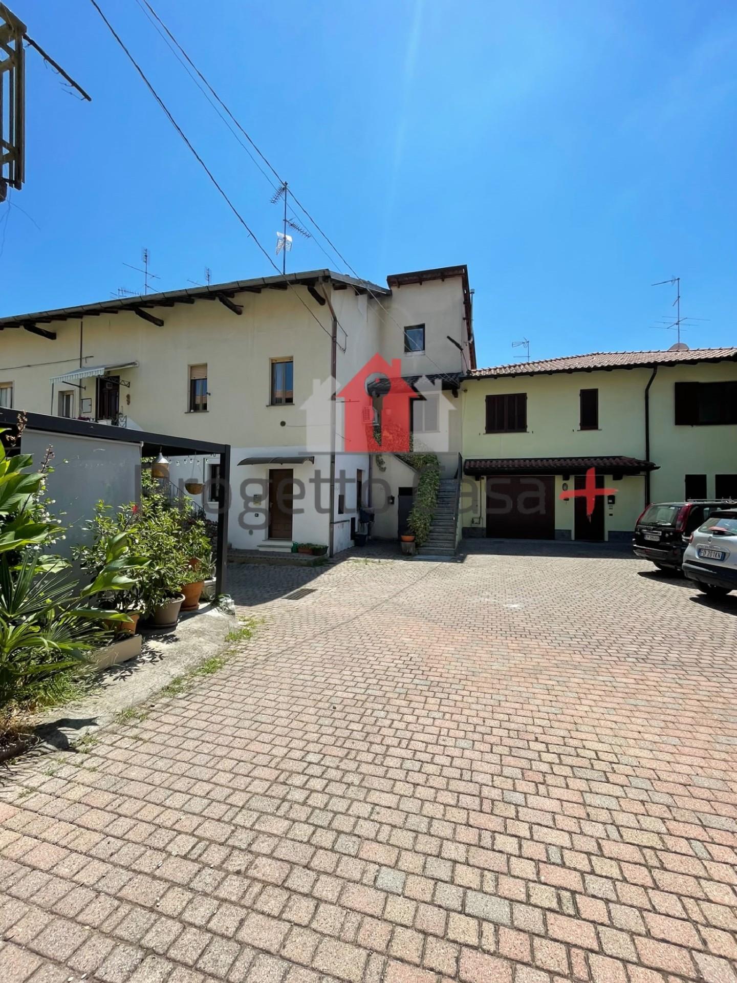 Trilocale in vendita a Carnago