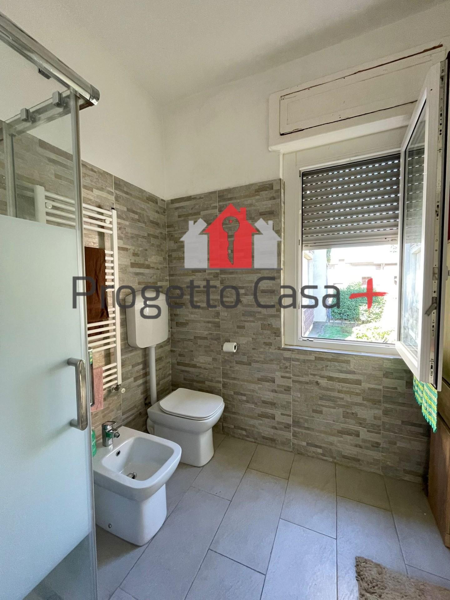 Casa indipendente con giardino, Gallarate crenna