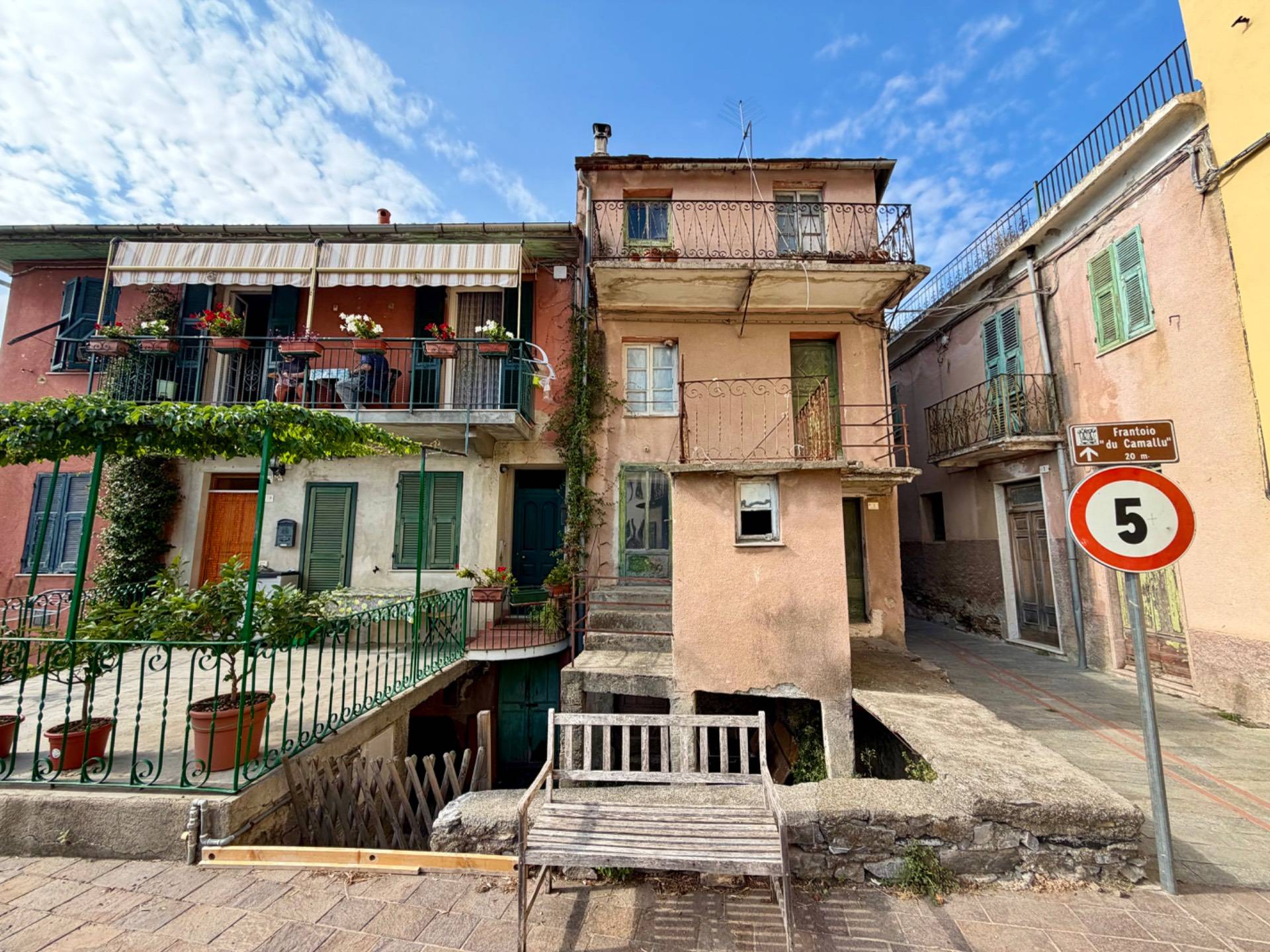 Rustico in vendita a Arnasco