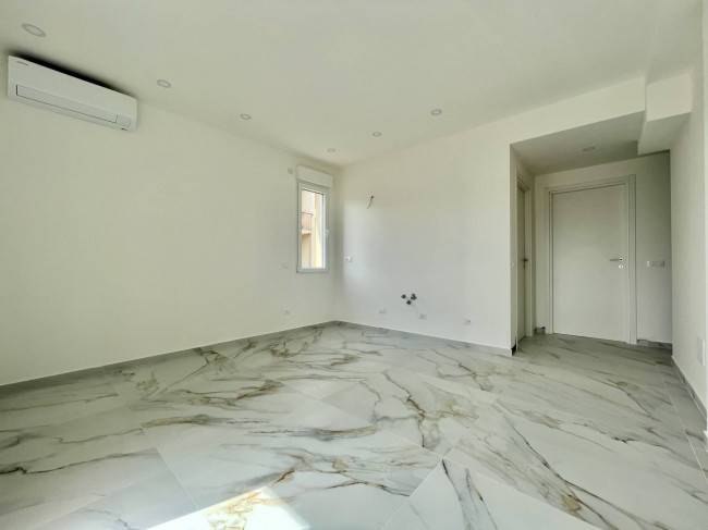 Appartamento in vendita a Pietra Ligure