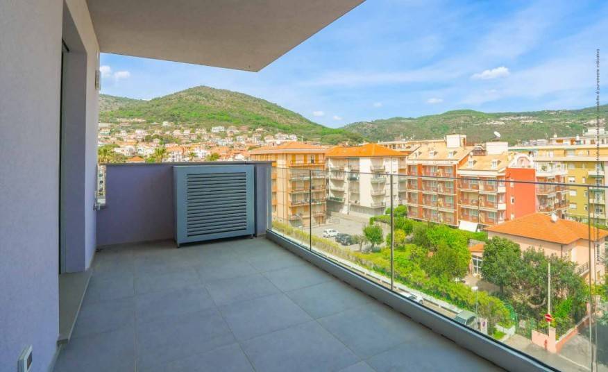 Appartamento in vendita a Pietra Ligure