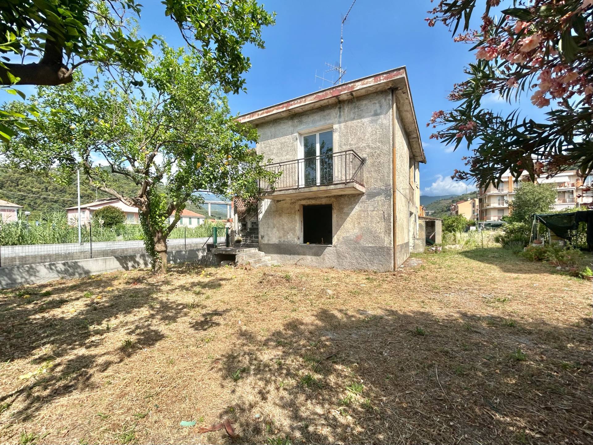 Rustico in vendita a Pietra Ligure