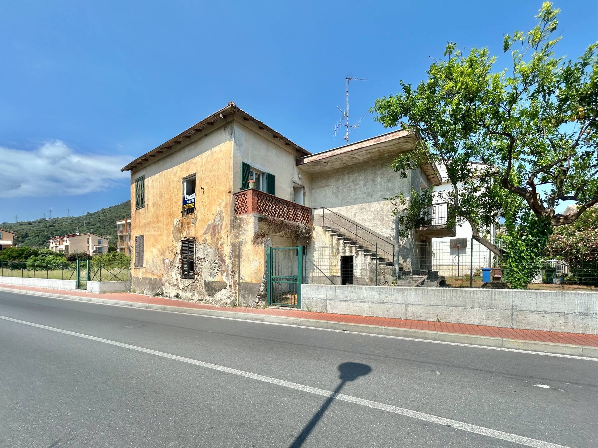 Rustico in vendita a Pietra Ligure