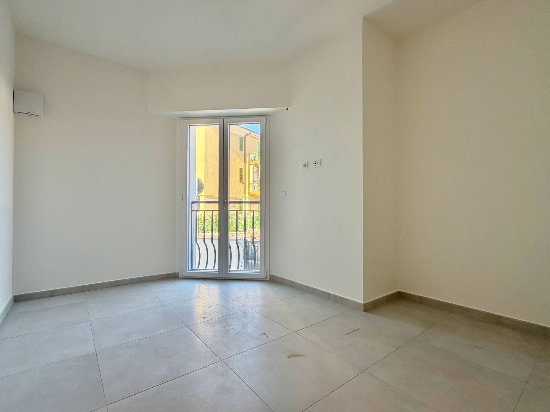 Appartamento in vendita a Borgio Verezzi
